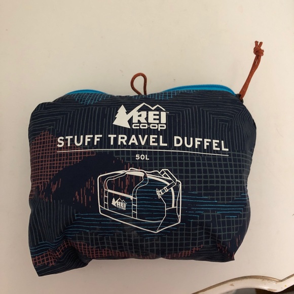 rei stuff travel duffel